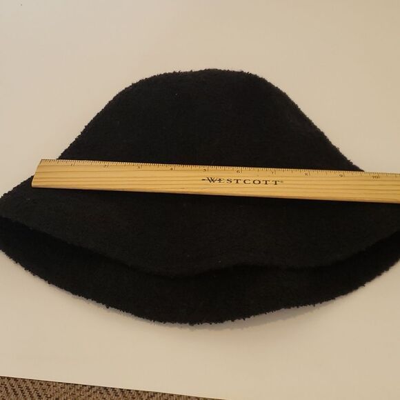 Elegant Black Women\'s Bucket Hat